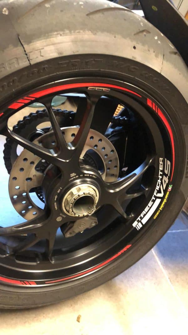 Stickers jante Ducati StreetFighter V4S - Image 3