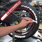 Witte marker voor band